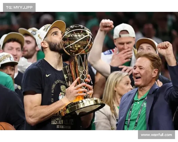 字母哥自评联盟前五球员点名卢卡约基奇SGA塔图姆并将自己列入其中